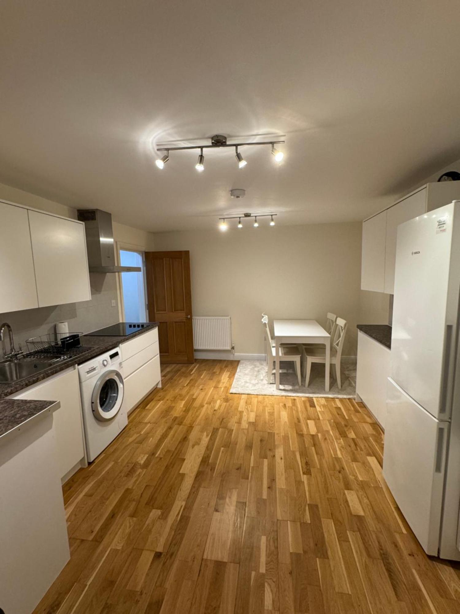 Sutherland Avenue Apartments Лондон Екстериор снимка
